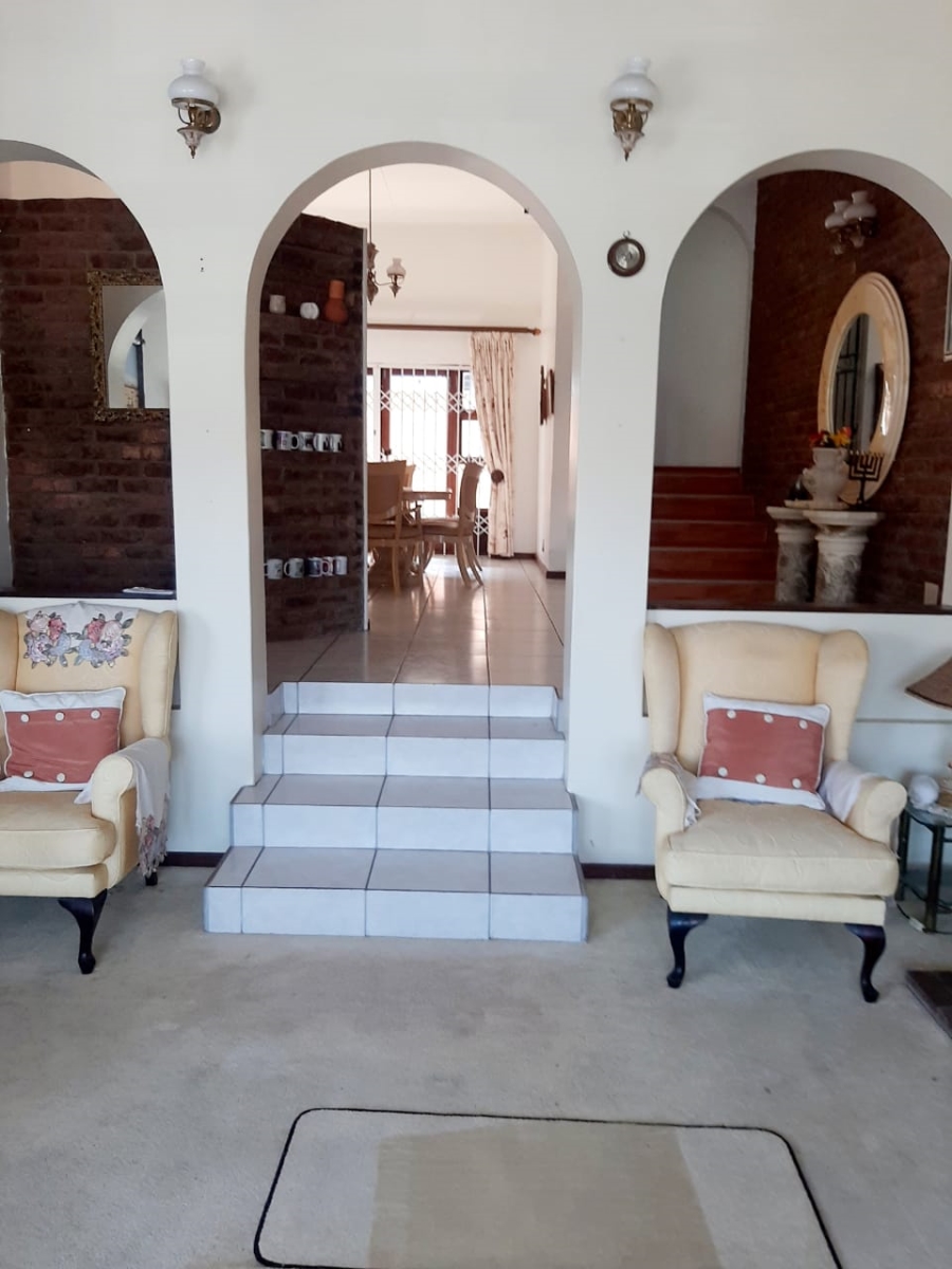 5 Bedroom Property for Sale in Amalinda Eastern Cape